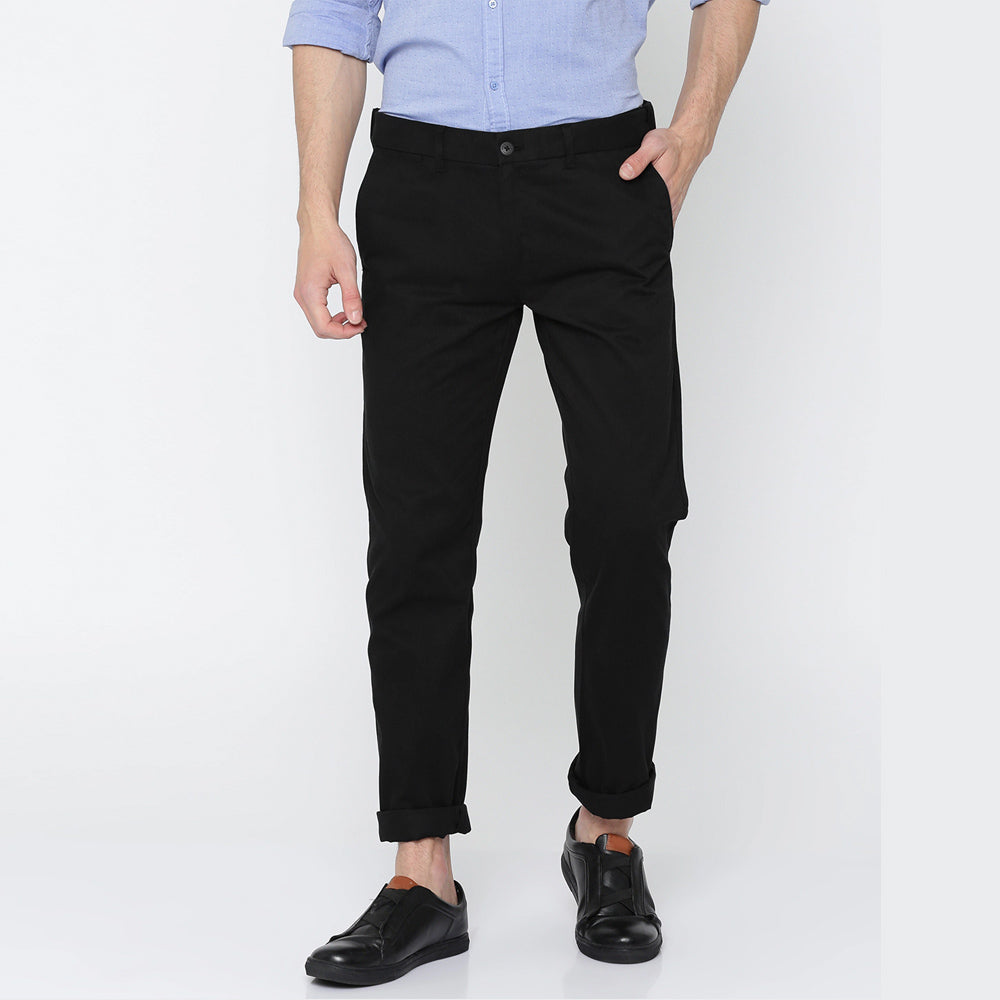 Men Black Regular Fit Solid Chinos