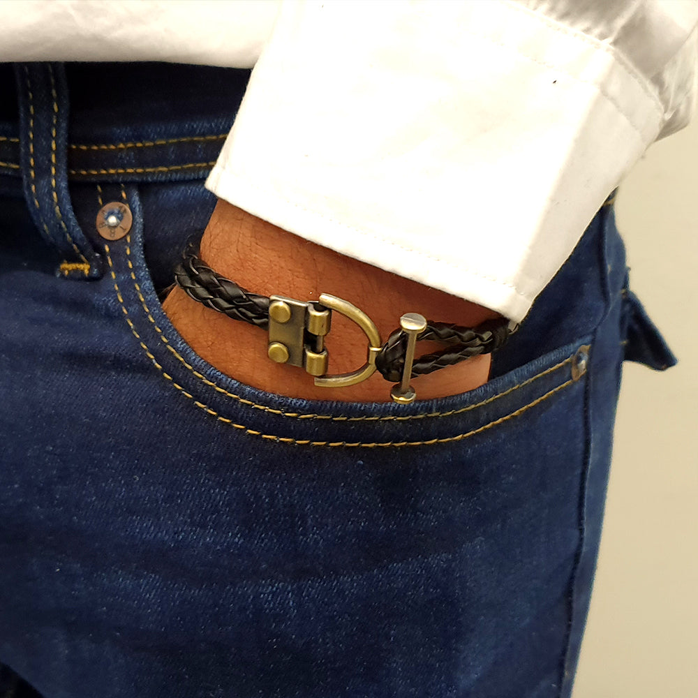 Leather Wrist Band 878