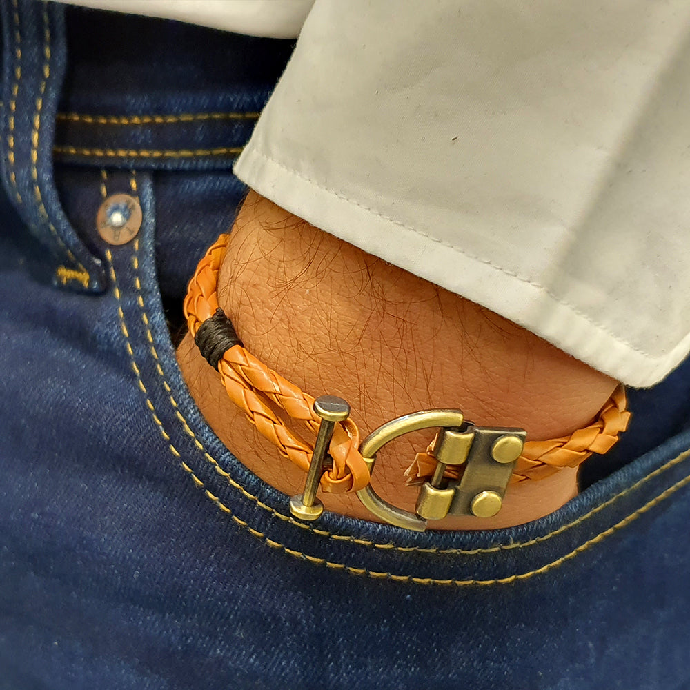 Leather Wrist Band 882