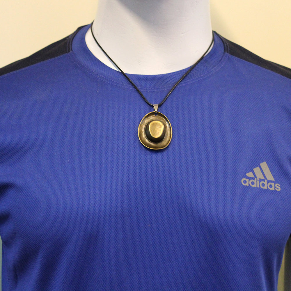 HAT METAL PENDENT LOCKET