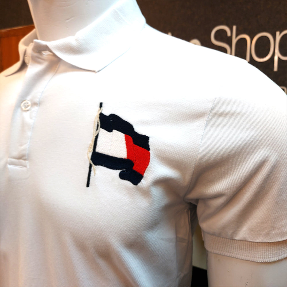 TH PREMIUM SIGNATURE FLAG WHITE POLO