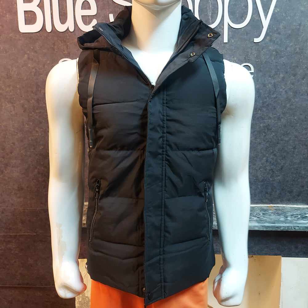 OFF WHITE EXCLUSIVE QUILTED SLEEVELESS JACKET-BLACK