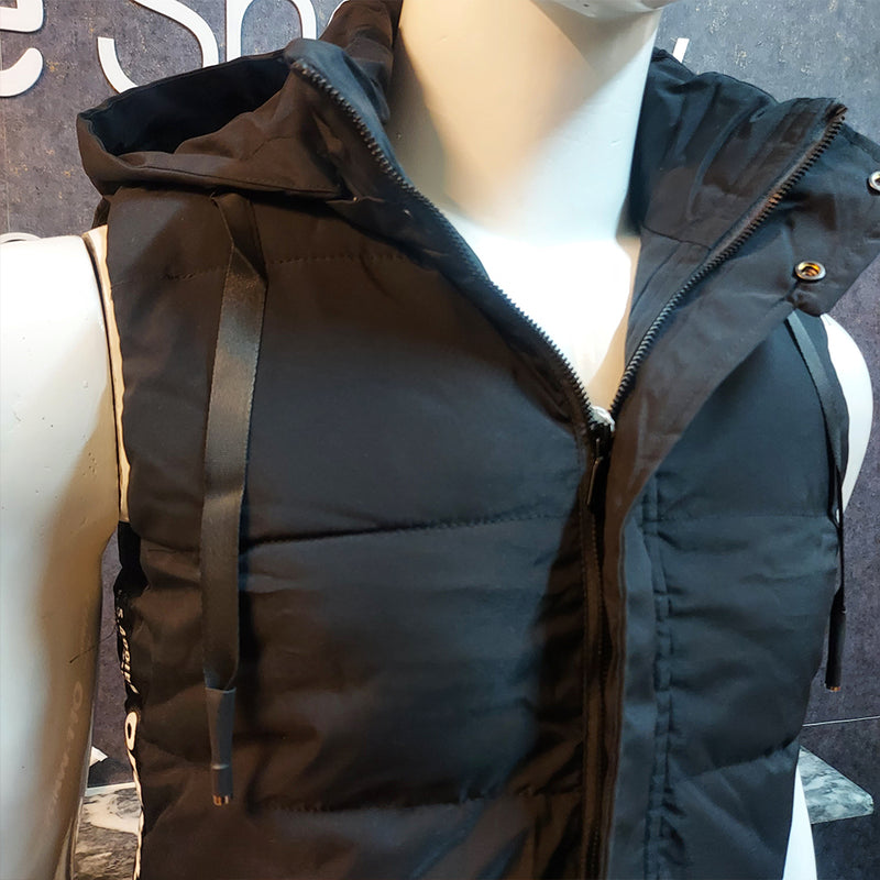 OFF WHITE EXCLUSIVE QUILTED SLEEVELESS JACKET-BLACK