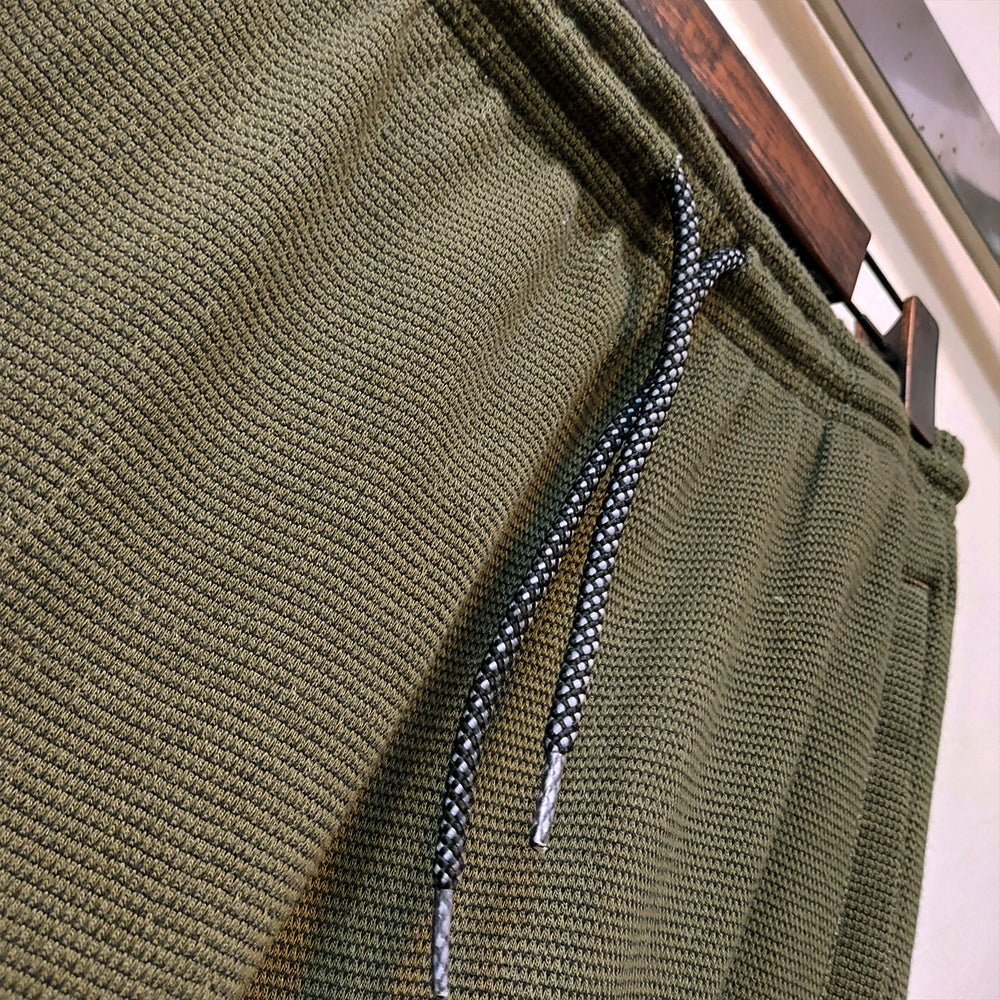 TEXTURE OPEN BOTTOM TROUSER  GREEN